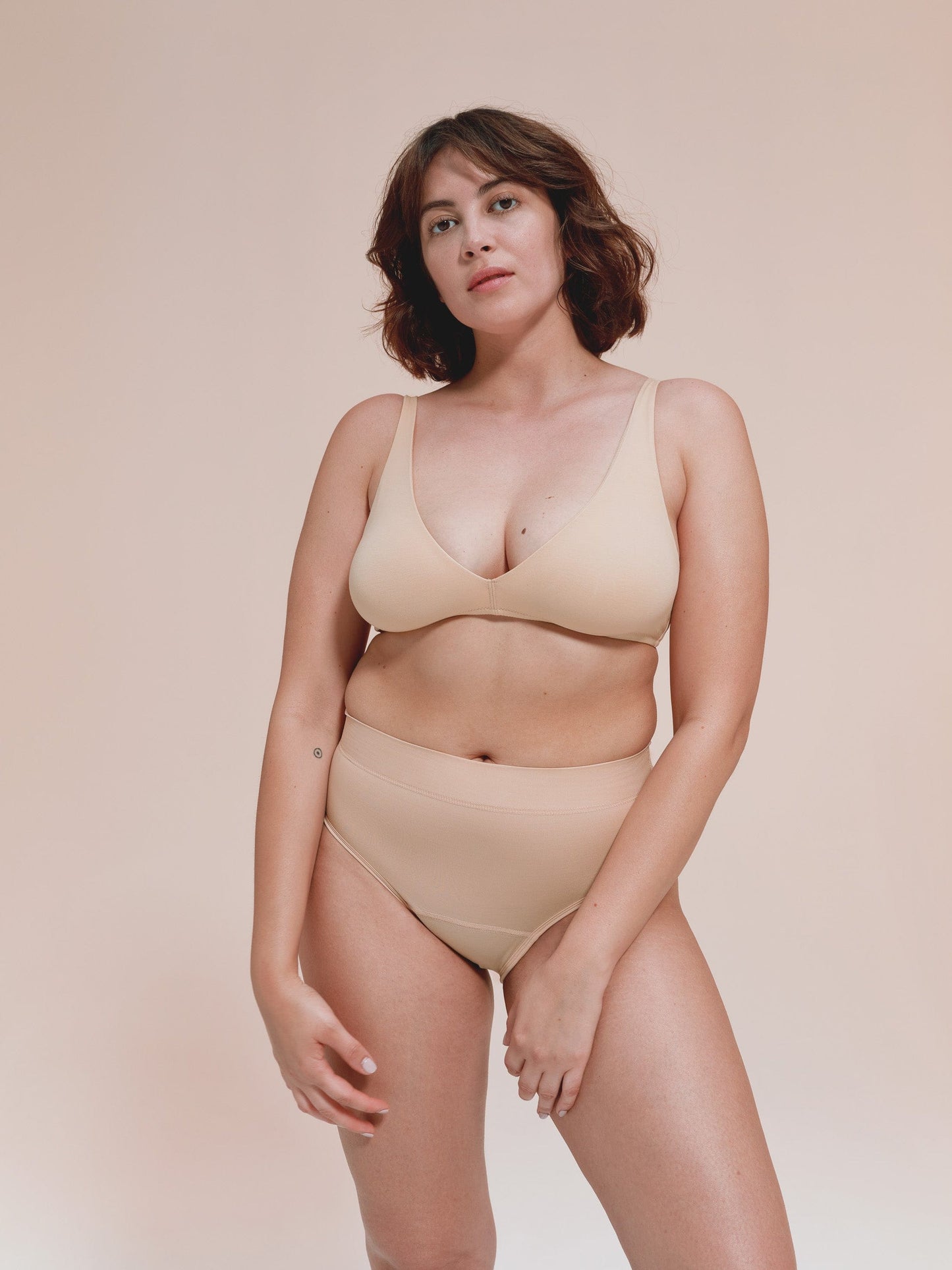 Hugger - Nylon reciclado - Beige