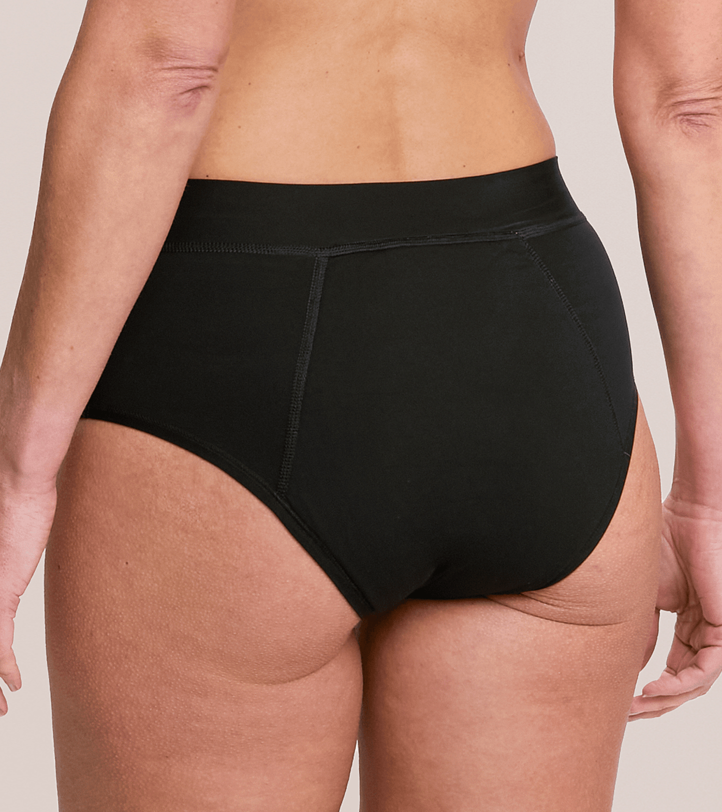 Underwear for light leaks