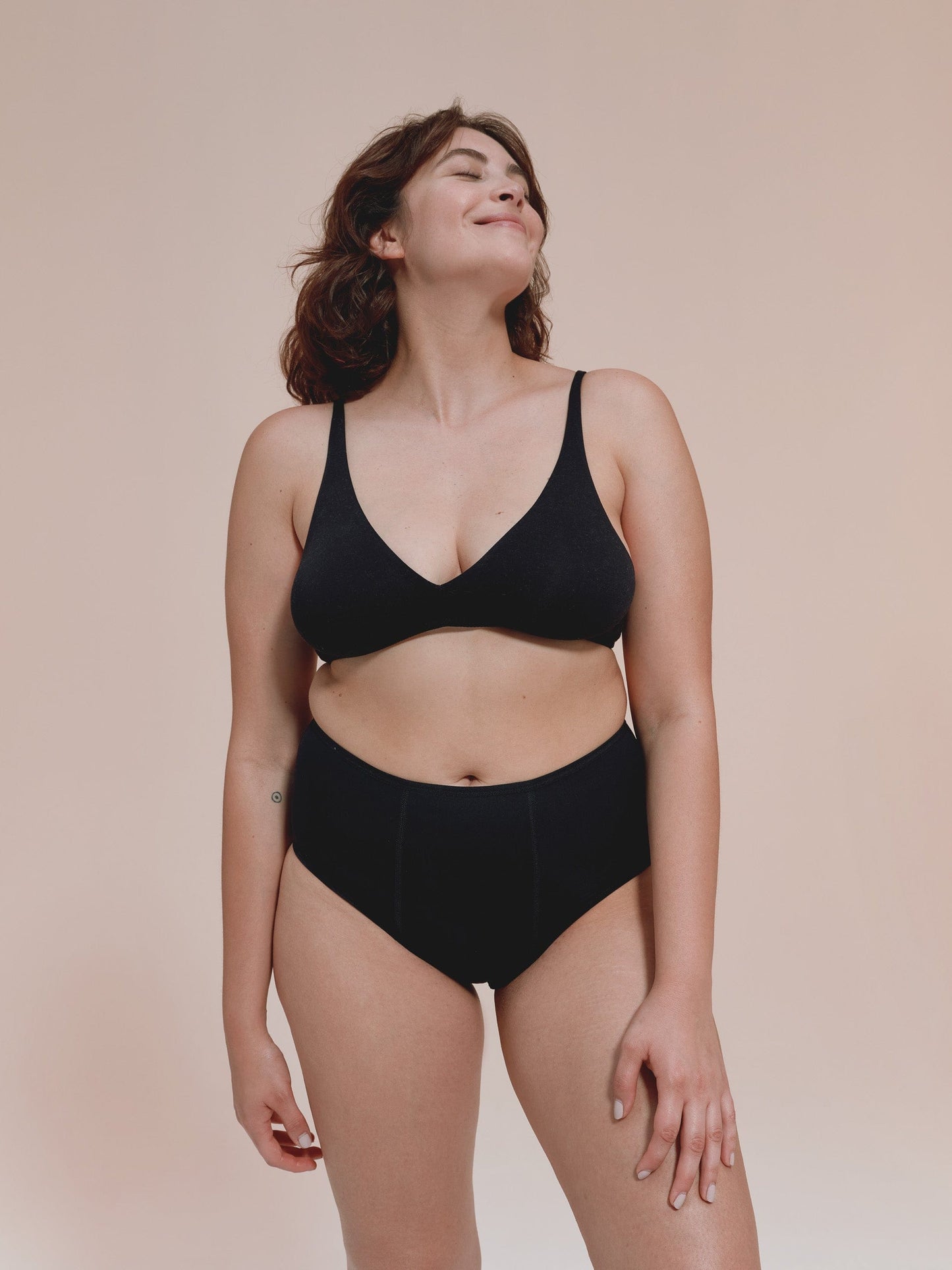 Night - Nylon Reciclado - Negro